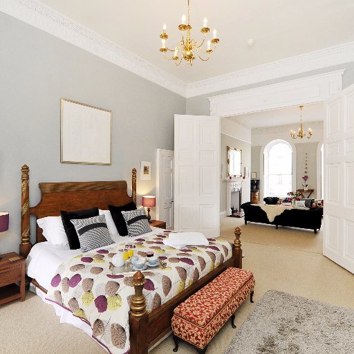 A beautiful, Georgian holiday home apartment in the heart of Bath