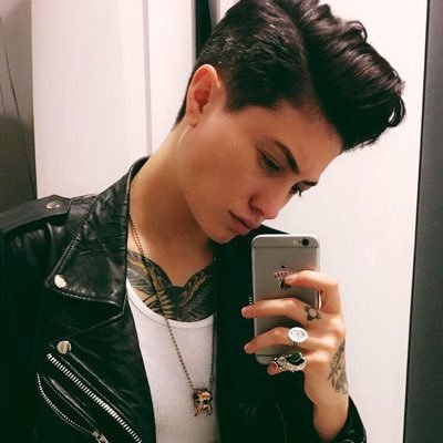 jessrpgbus2's profile picture. les femmes sont un art.