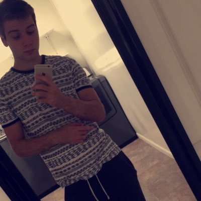 mjcolussy20's profile picture. 