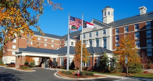 The Courtyard by Marriott Chapel Hill has 169 guest rooms and 1800 sq. ft. in meeting space. They are located just 1 mile from UNC Chapel Hill.