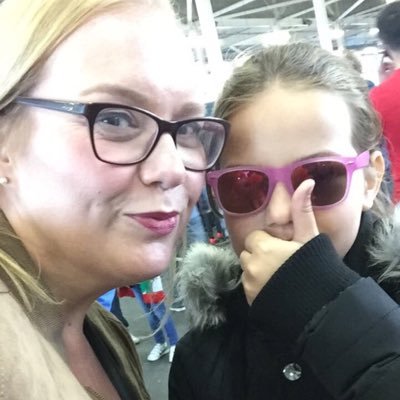 H_E_L_E_N_W's profile picture. 