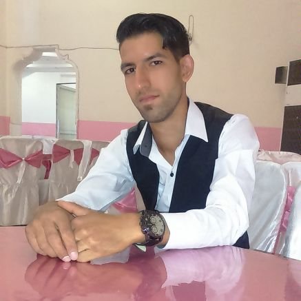 mehmetadiguze17's profile picture. 