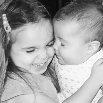 sarinter's profile picture. 