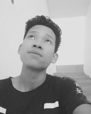 ApungJoy's profile picture. senyum dan semangat