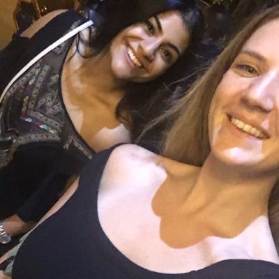 mkizzzzle's profile picture. Evrything's gravy, baby. 🍻🍕💃🏼