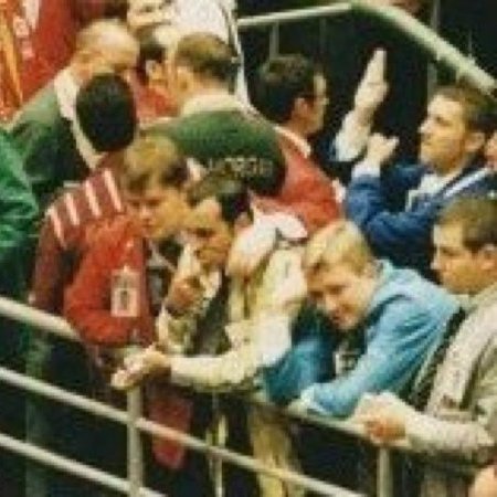 Robert_GrayFX's profile picture. Ex-Professional Chef, Financial Consultant in Derivatives, FX Physical Delivery, Nature Lover.