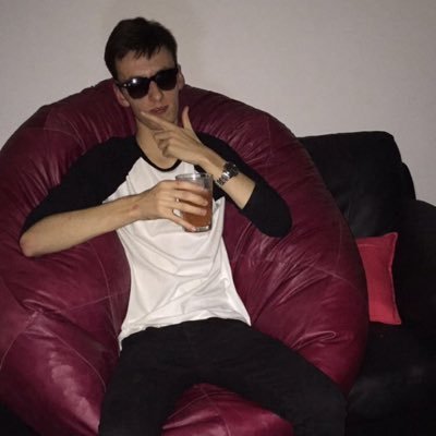 benneville_97's profile picture. 