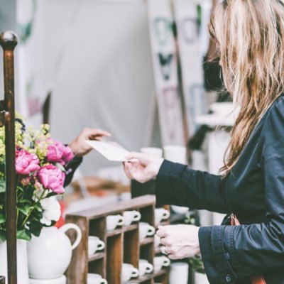 decor8blog's profile picture. @decor8 is my main account. I am a blogger, author and stylist. My blog is https://t.co/nHFyhXP26b.