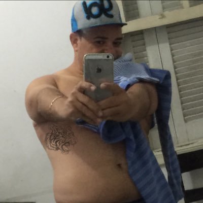 Glecioreis1's profile picture. No resplendor da sua glória brasas de fogo se acende