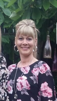 Hi I'm Carol who runs a ladies boutique in hull