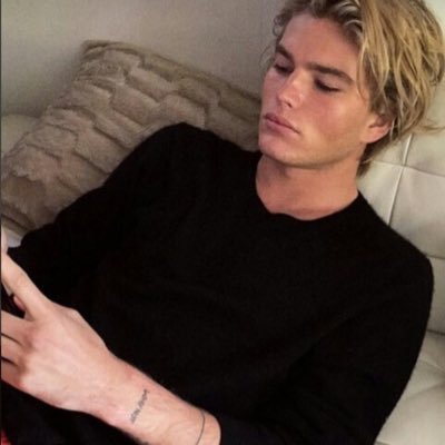 connorcgorpg's profile picture. mes rêves ne me font plus bander