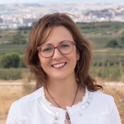 Infermera, fisio, directora Caser Residencial Lleida. Al servei d Ponts i dl país. Aquí opinions personals