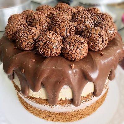 💛 Doces Gourmet 💛 Atendemos em Itajaí e região// (47) 9665-6296