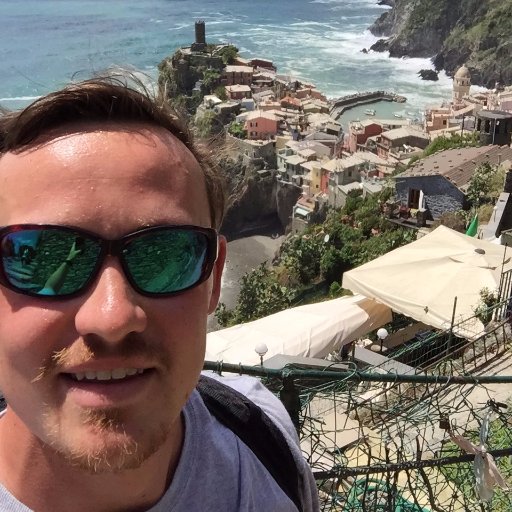 RedWhiteHeel's profile picture. 