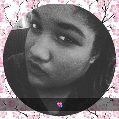18||Rio de Janeiro||Futura Advogada|| UERJ UFF||MPB|| EU protegi tem nome por amor,em um codinome Beija-flor...❤