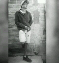 Leooares's profile picture. Segui emfrente faça acontece _Um Bom Lugar °~°