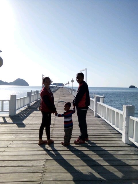 YosReba's profile picture. bola adalah duniaku.
  
  duniaku adalah bola.