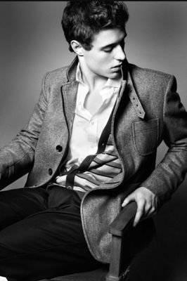 creenshaw's profile picture. 23ans, Écrivain