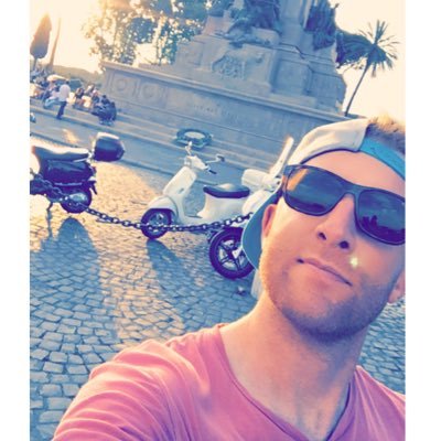 Hugemus's profile picture. I finally like Twitter again..