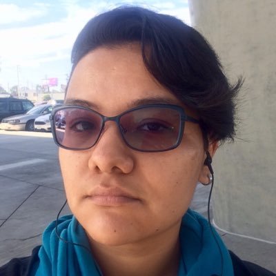 Geeky librarian-in-training who loves reading, traveling, MLS, many, many fandoms, and helping people. I like a lot of things, so I tweet about 'em.