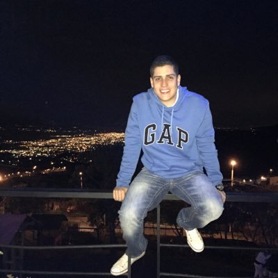 andresrobledo22's profile picture. Economista y Negociador Int / Mg. en Gobierno @uicesi / Esp. en Contratación Estatal @uexternado y estudiante de Derecho de la @usantiagodecali.