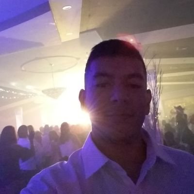 Alain_Quintero's profile picture. Viviendo mis días y hechando pa' lante ☺