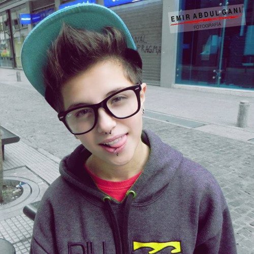 @Dead_Kid1_ Is My daddy So No touching Him Or Me You touch I will hit you really hard in the head with a Stick I'm so lucky to have My Daddy forever and always