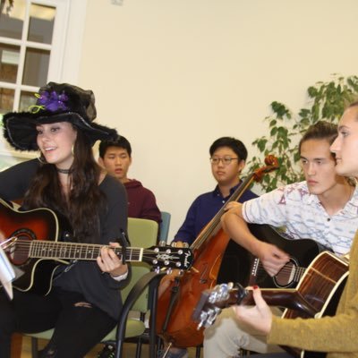 An intergenerational program devoted to bringing music and love to the residents of local nursing, assisted living, and LTHC facilities. Founded by Bella Church