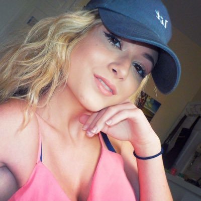 I retweet and like things on Twitter😎