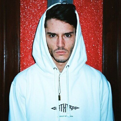 Diegorpgbus2_'s profile picture. Don't be rude, send some nudes.