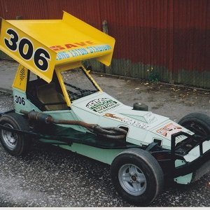 Lifelong stockcar fan and ex-F2 / Saloon driver. Also a supporter of Mansfield Town FC.