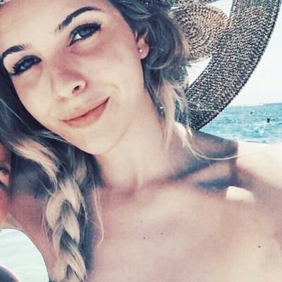 × sin ti yo me hundo; rocío × || Mónica @itsxmonica_ || club de fans no oficial hacia Rocío en Vinaròs ❣ Mivi ❣#SquadR