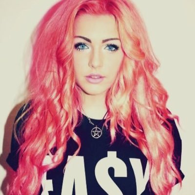 JustSomeParty_'s profile picture. [Just some party gιяℓ] |Detailed Rp/MVRP| #Single Cupcakes are my favorite what about you..? ᴡᴏᴜʟᴅ ʏᴏᴜ ʟɪᴋᴇ ᴀ ᴄᴜᴘᴄᴀᴋᴇ? Writer: @DevilsCutieCake