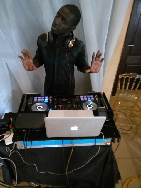 Mobile.DJ,.Radio.DJ,.Club.DJ EVENT 'HANDLER FOR BOOKINGS  Call  .+2347039791694.++2349057424107.28B7E665 FoR EVENT ND MORE