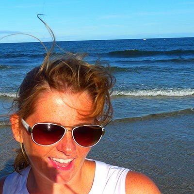 jan_genevieve's profile picture. In attendance for mild stanning and The Resistance