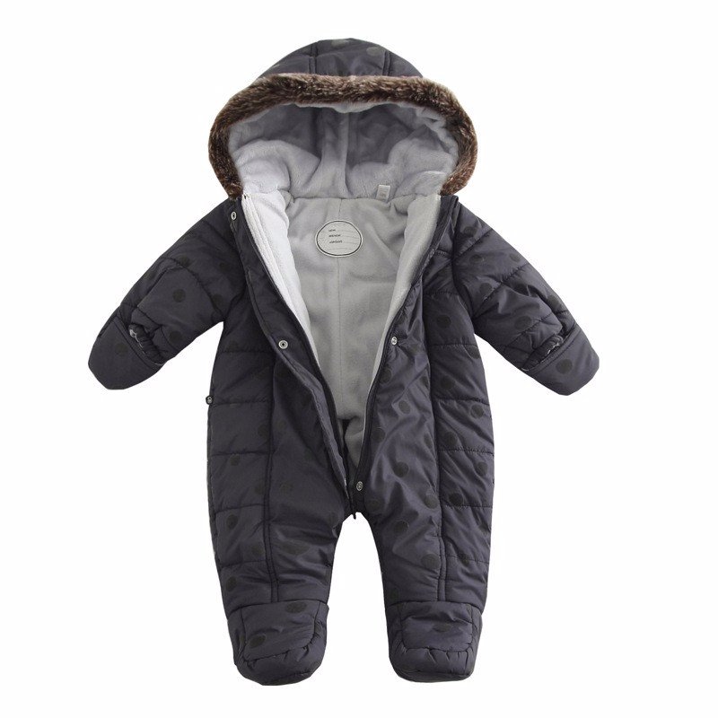 *children/baby clothing company
*super cheap
*top quality
*super service
- enjoy!