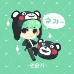 Escritora amadora de fanfic. Ama doces e música. Ama pop,eletrônicas e k-pop.