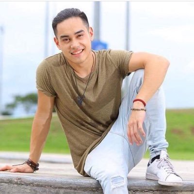 (Angeles City,Pampanga) That's My Bae Grand Finalist. #7 of the Baes. KIM LAST ACC. IG: kimbolimbi TWITTER,SC,PERISCOPE: @KimboLimbi. FB:Kim-Michael Last