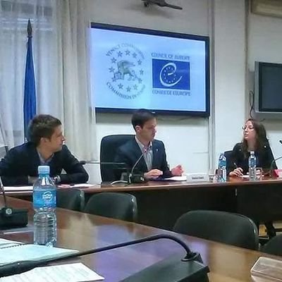 EU lawyer.
European of Serbian origin. 🇪🇺🇷🇸 Erasmus generation 🇫🇷
PhD candidate at Université de Strasbourg
RT & follow ≠ automatic endorsement