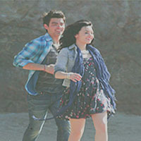 DCFacts's profile picture. Want to know some fun facts about the Disney Channel stars? Retweet and Follow!