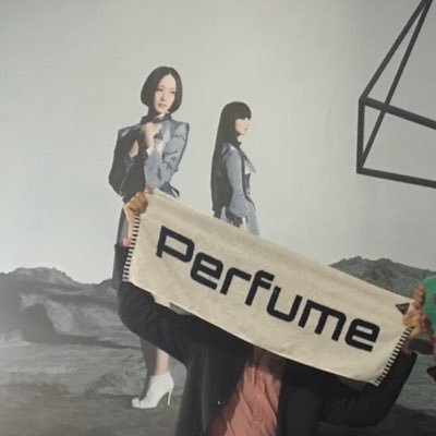 石koro Perfume Riisaa Prfm 是非使ってください 一応白ベースが ロック画面用 もう一つがホーム画面用で 作りました