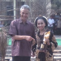 Dwi Puspita Ningrum (@dwipuspitaning7) 's Twitter Profile