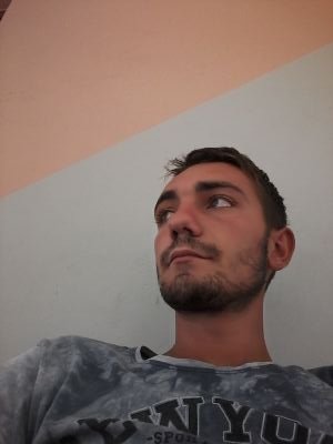 DonaldoLico's profile picture. Zoteri lind nuk behesh 😉😉😉