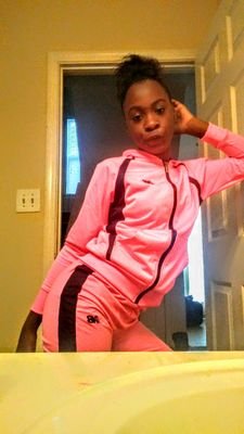 Yhuuknowmullah's profile picture. UKK who is ❗📶™ Kaylaback. ... wholelotta everythang ... 👭🔑 
 07-29-04📶™👭❤