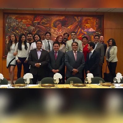 Dr. y Abogado UCE. abogado en libre ejercicio de profesión. Docente de Derecho Penal UCE, UASB y UEES.