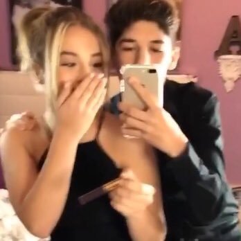 RoshelleSelman's profile picture. 