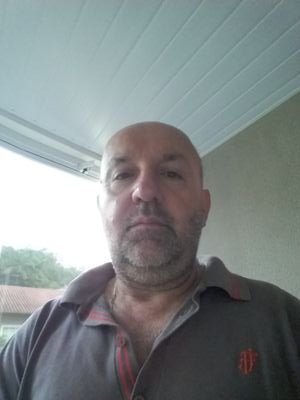 A amizade não se busca, não se sonha, não se deseja; ela exerce-se (é uma virtude).