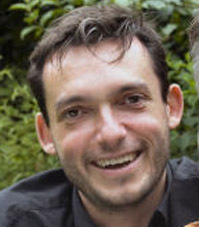 Lessaccoach's profile picture. coaching actors, singers, presenters, politicians, businessmen, public speakders, research on voice, language, communication ,European Lessac Centre