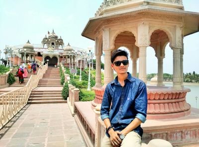 AkshRathod111's profile picture. student