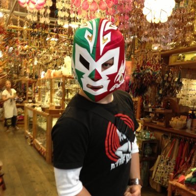 ryon0312's profile picture. 酒、車、飯、筋トレ